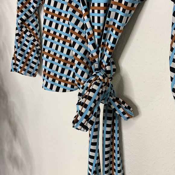 J. McLaughlin Wrap Blouse - Picture 3 of 5